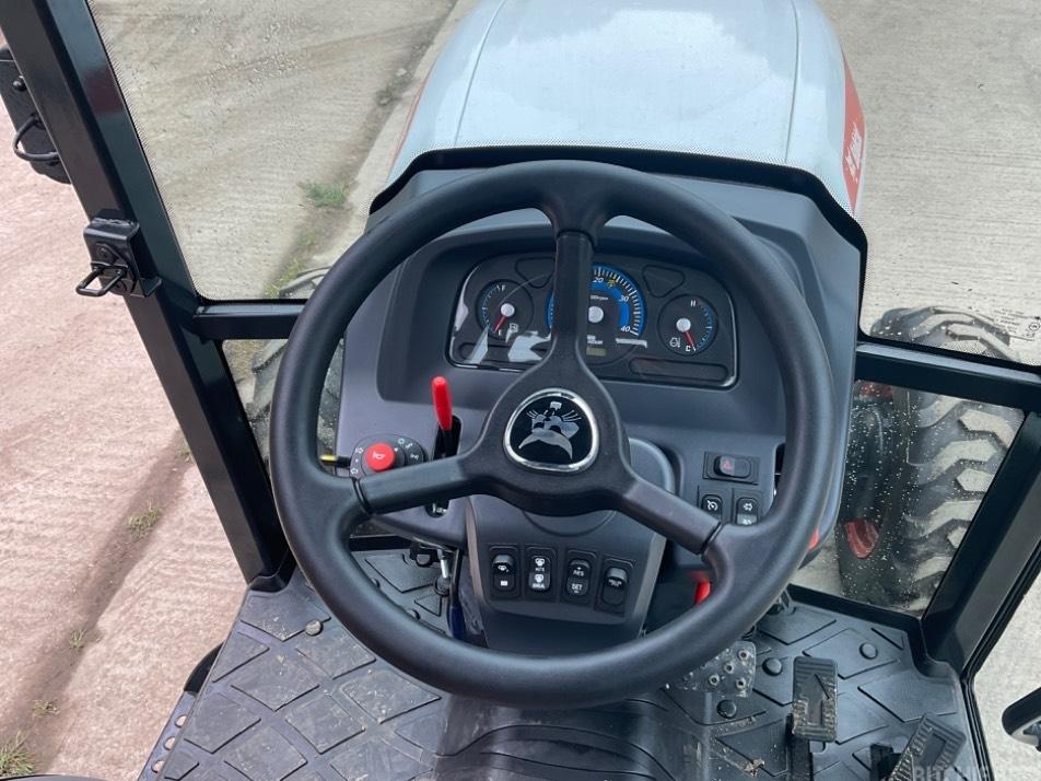 Tractor - Bobcat CT 2535