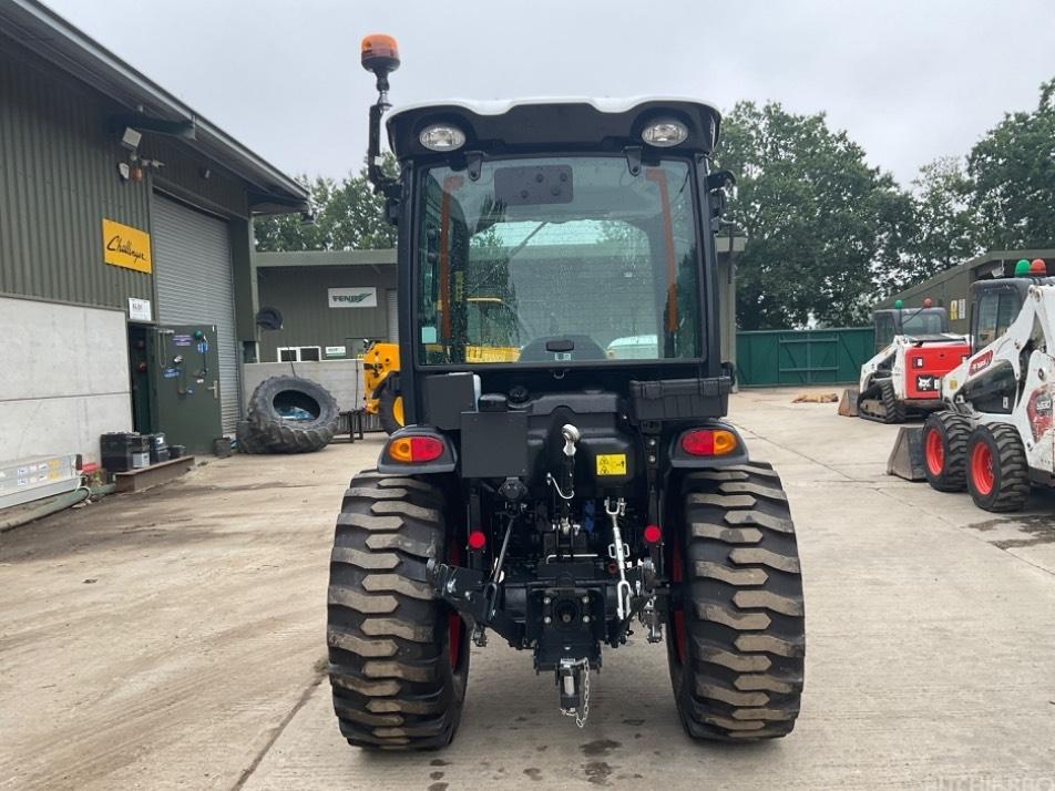 Tractor - Bobcat CT 2535