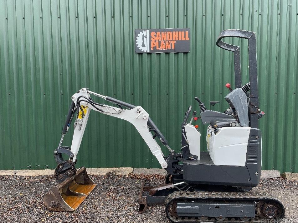 Miniexcavator - Bobcat E 10