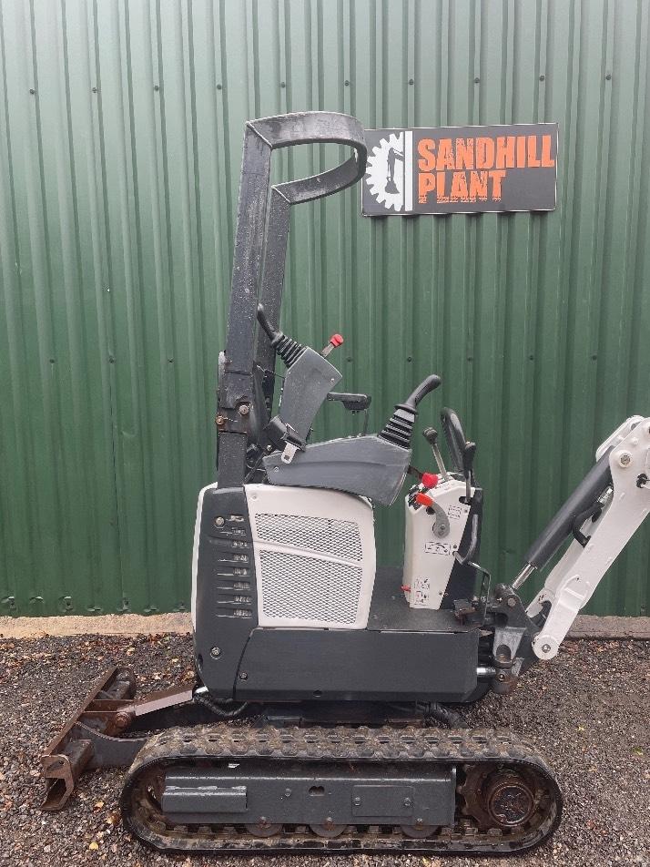 Miniexcavator - Bobcat E 10