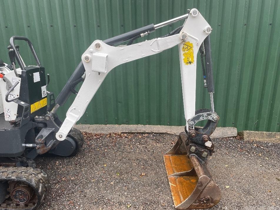 Miniexcavator - Bobcat E 10