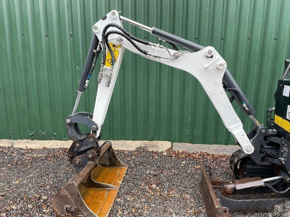Miniexcavator - Bobcat E 10