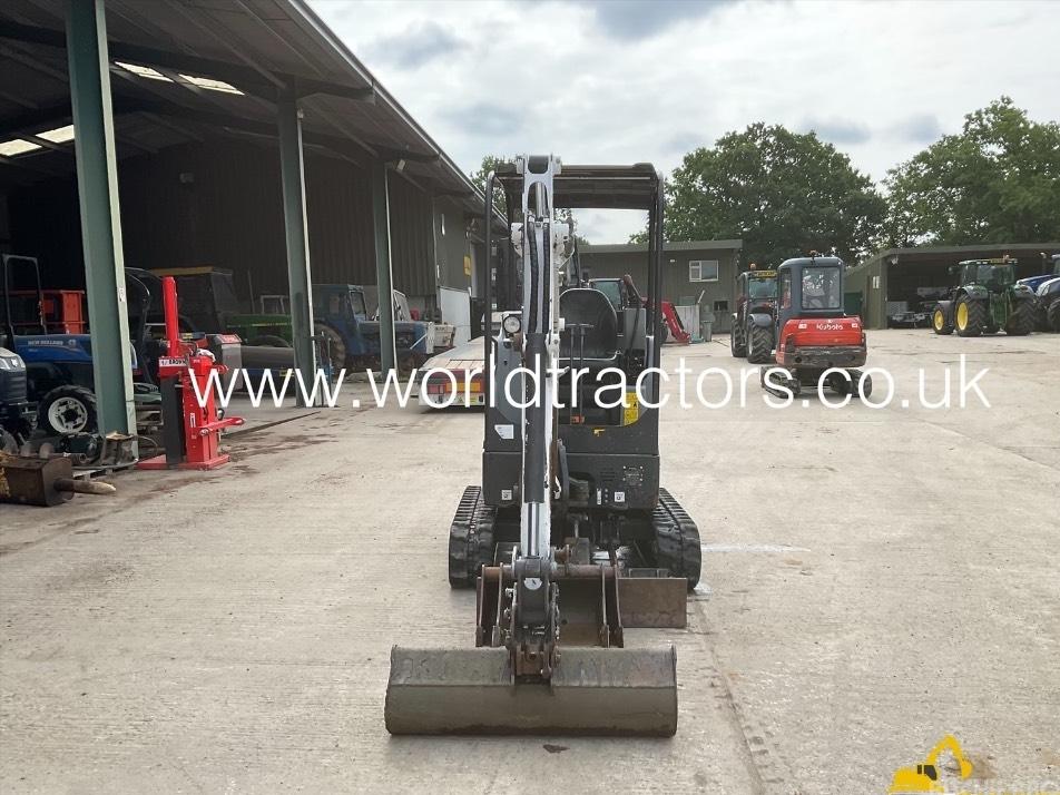 Miniexcavator - Bobcat E 19