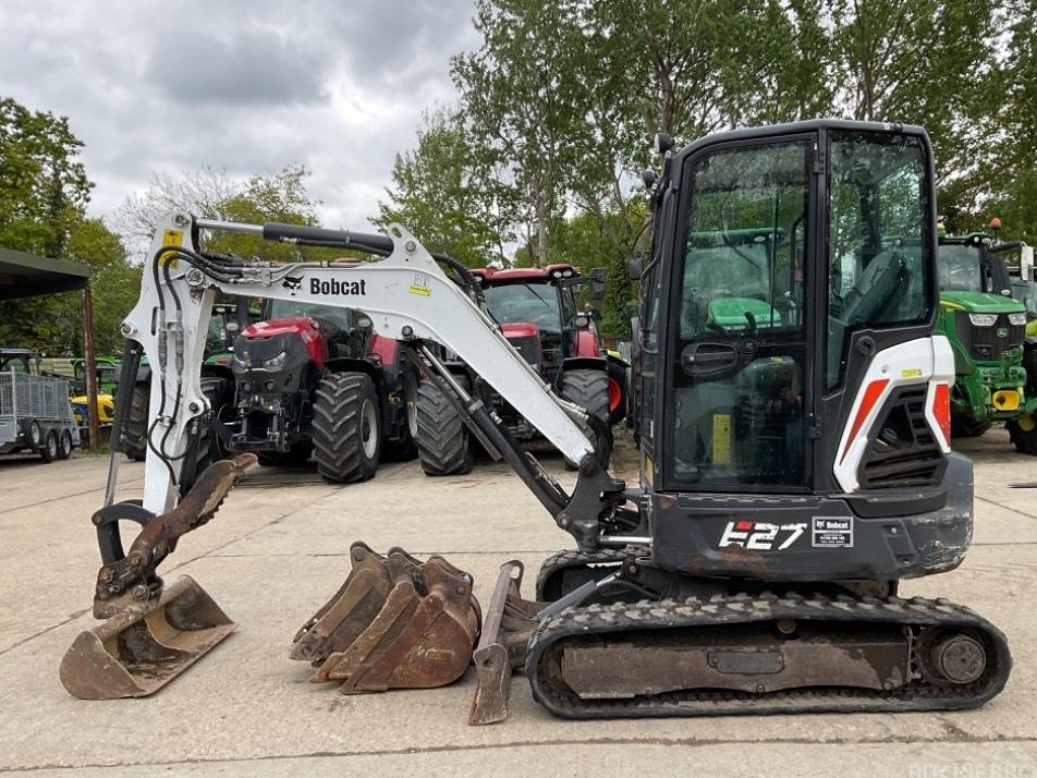 Miniexcavator - Bobcat E 27