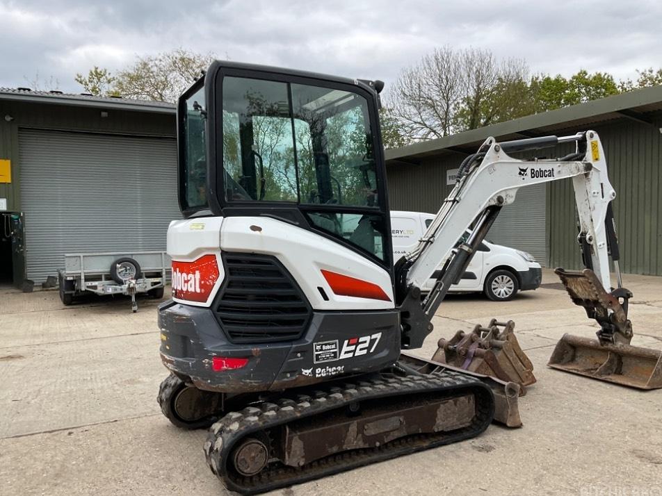 Miniexcavator - Bobcat E 27