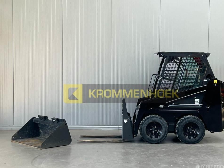 Mini incarcator - Bobcat S 70 Black edition