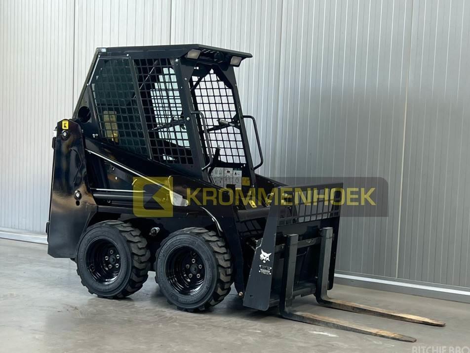 Mini incarcator - Bobcat S 70 Black edition