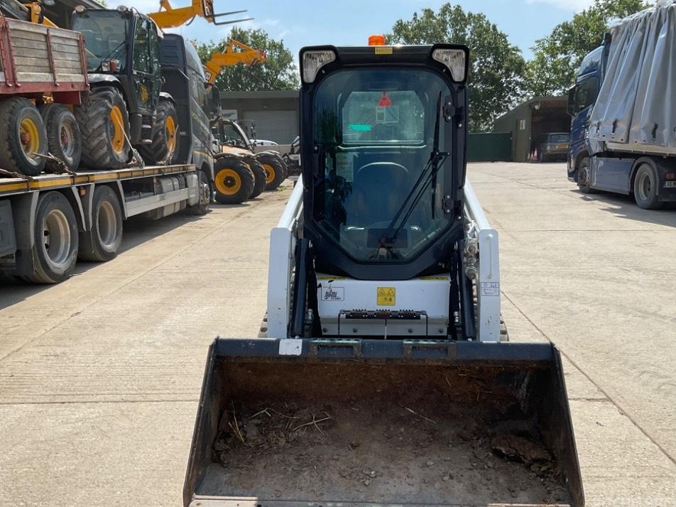 Mini incarcator - Bobcat T 450