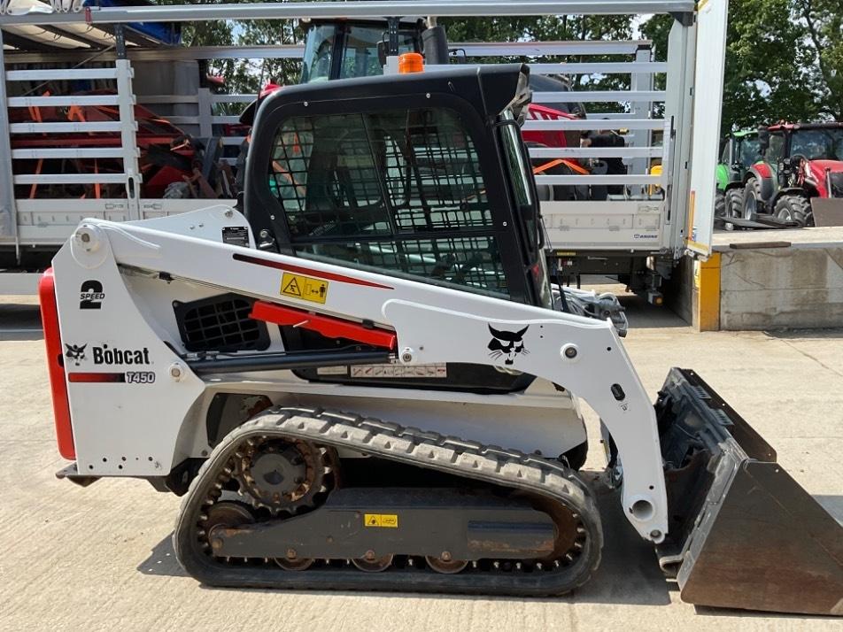 Mini incarcator - Bobcat T 450