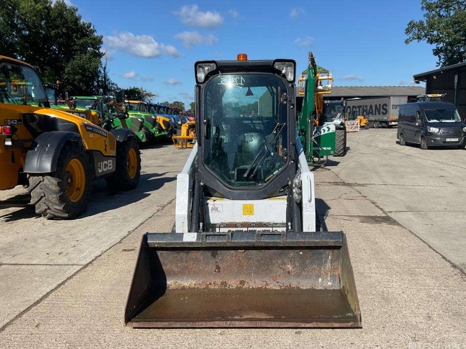 Mini incarcator - Bobcat T 450