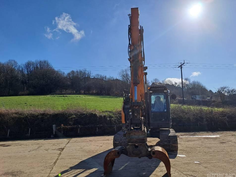 Excavator pe senile - Case CX145D SR