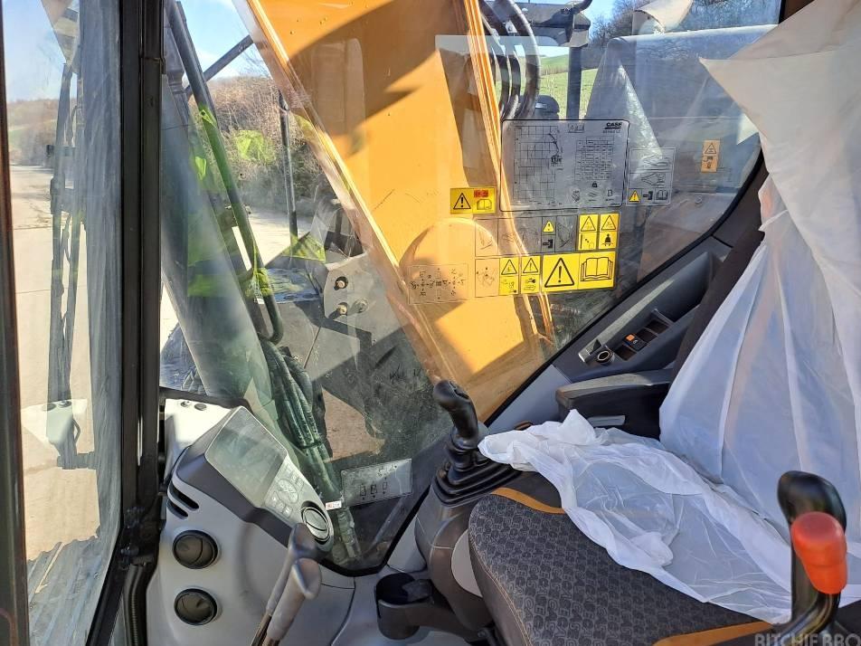 Excavator pe senile - Case CX145D SR