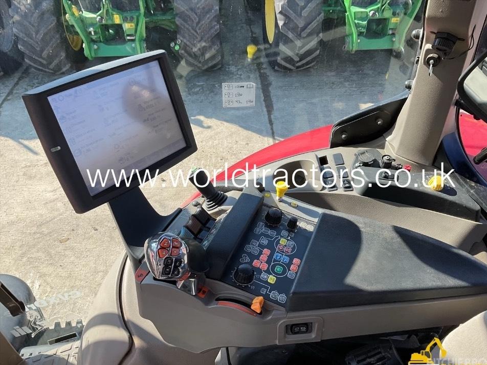 Tractor - Case IH Puma 240