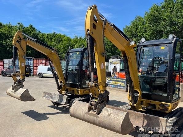 Miniexcavator - CAT 302.7 D CR