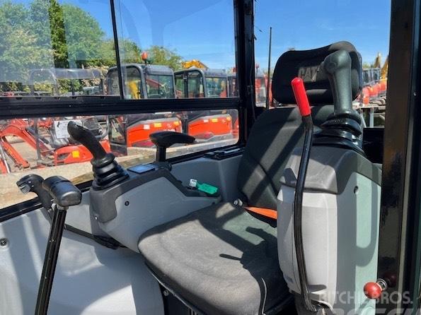 Miniexcavator - CAT 302.7 D CR