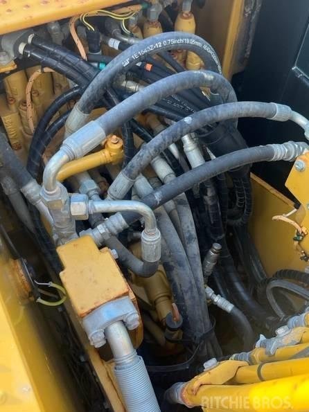 Excavator pe senile - CAT 313 F