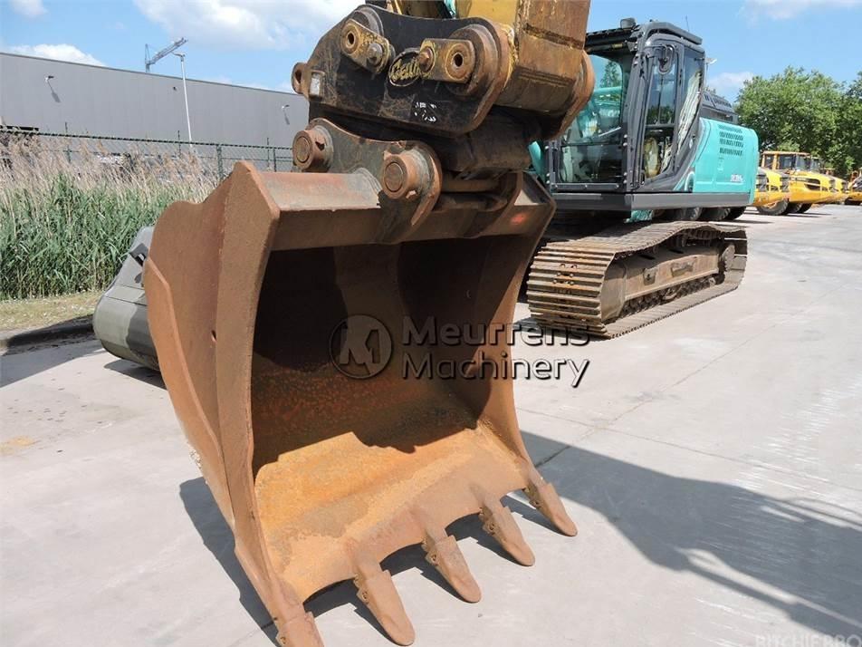 Excavator pe senile - CAT 320EL