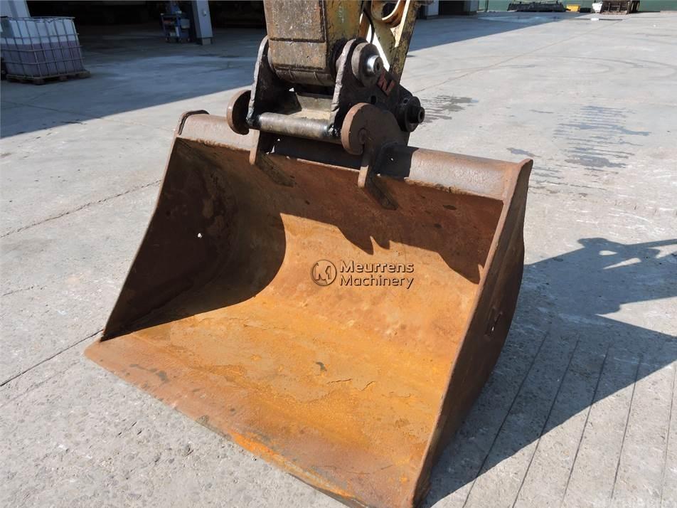 Excavator pe senile - CAT 323D