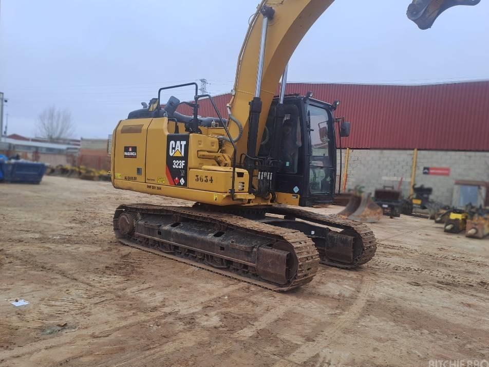 Excavator pe senile - CAT 323FLN IHC