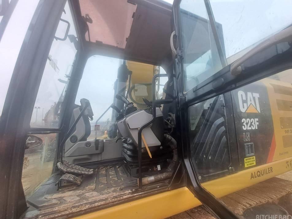 Excavator pe senile - CAT 323FLN IHC