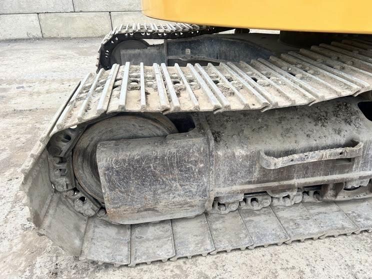 Excavator pe senile - CAT 325FL