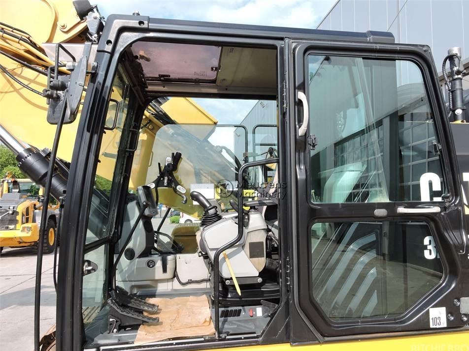 Excavator pe senile - CAT 326F
