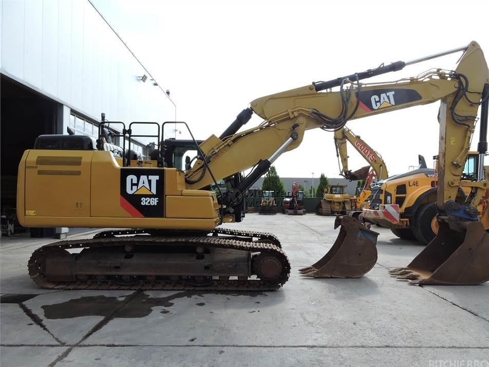 Excavator pe senile - CAT 326F