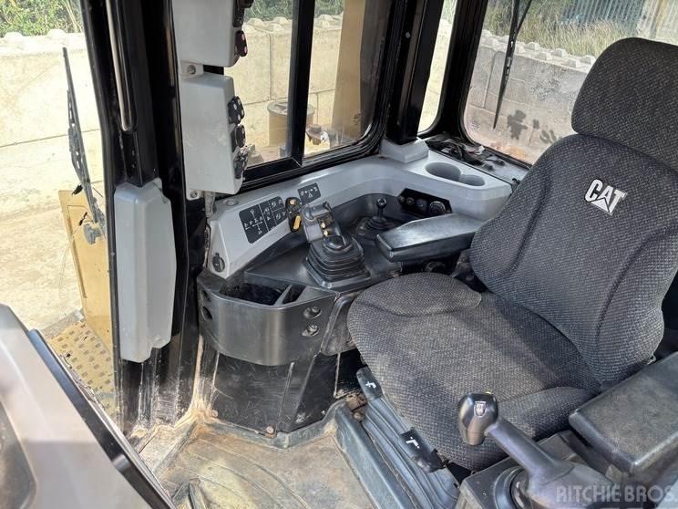 Buldozer - CAT D6T LGP