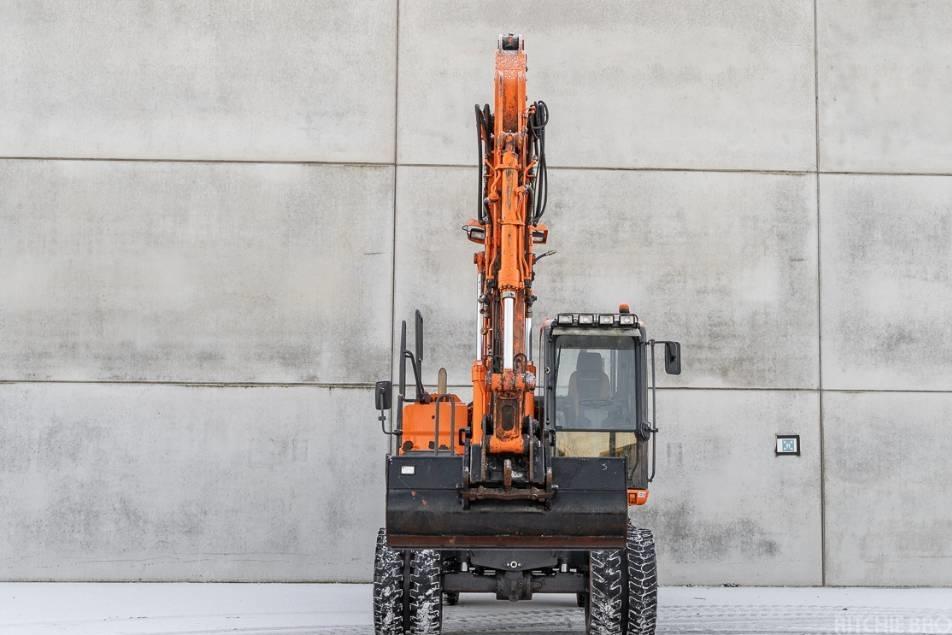 Excavator pe roti - Doosan DX 140 W-3