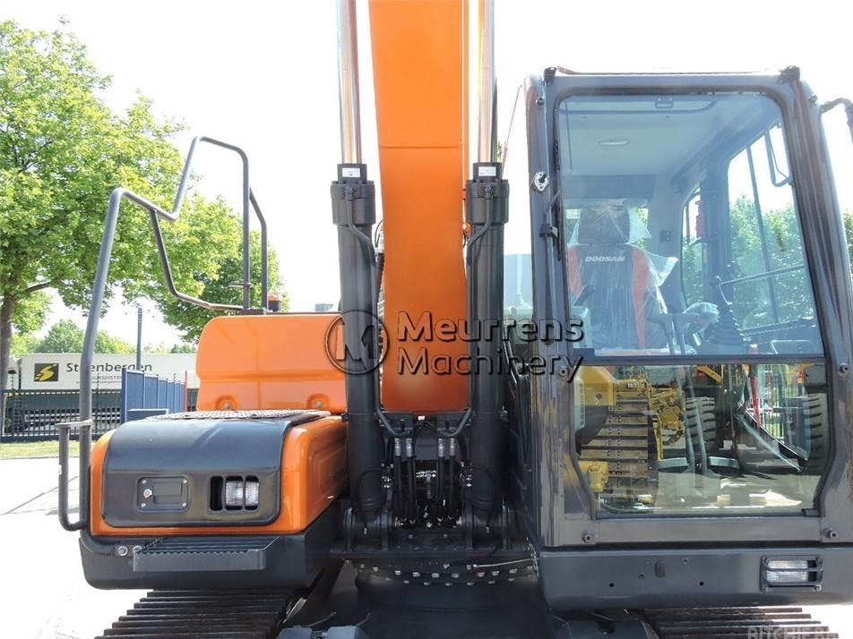 Excavator pe senile - Doosan DX140LC