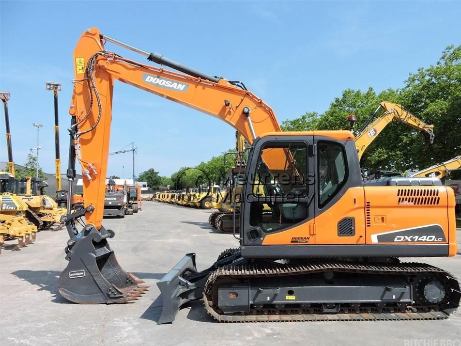 Excavator pe senile - Doosan DX140LC