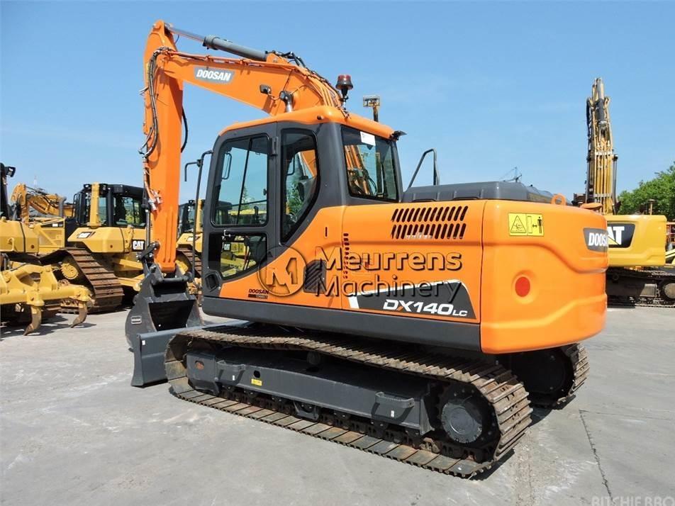 Excavator pe senile - Doosan DX140LC