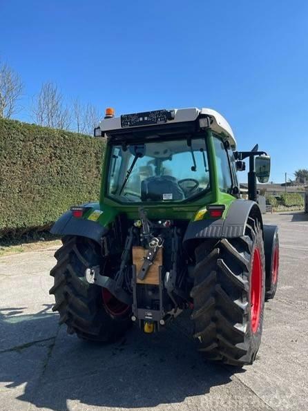 Tractor - Fendt 211 S