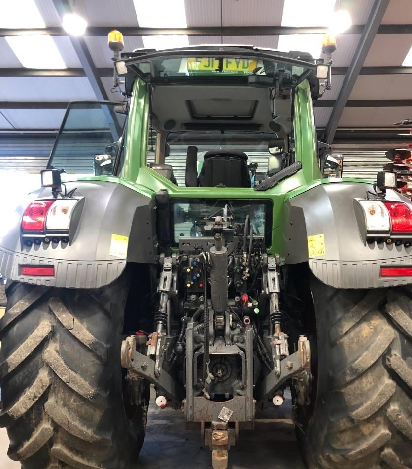 Tractor - Fendt 828 Vario Profi Plus