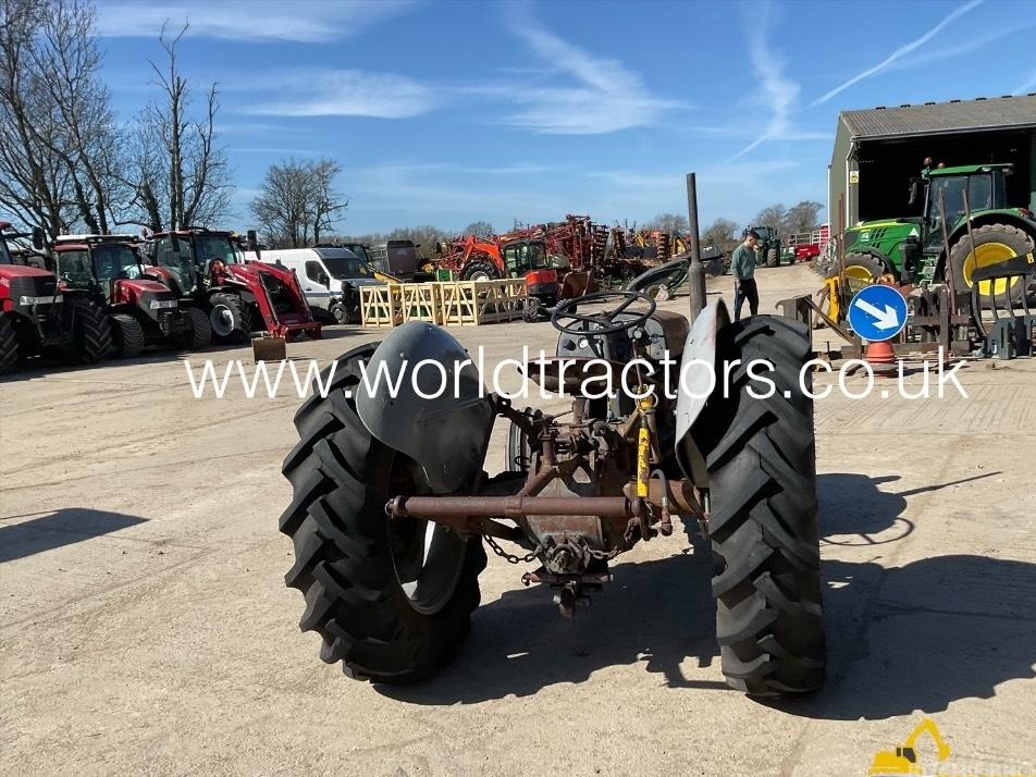Tractor - Ferguson TRACTOR