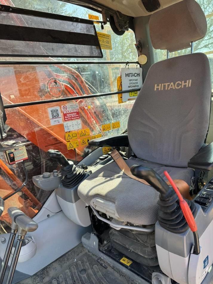 Excavator pe senile - Hitachi ZX 210 LC-6