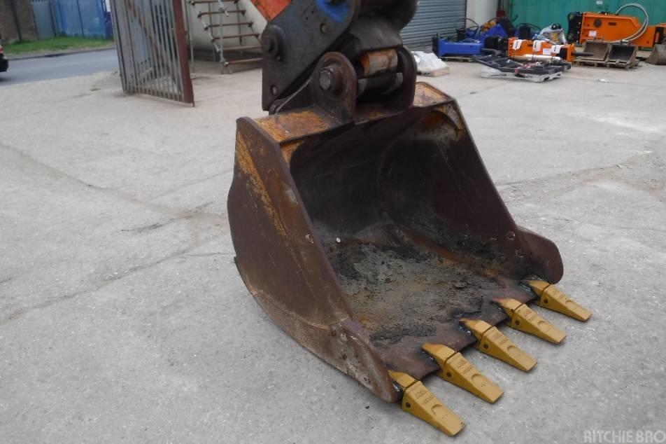 Excavator pe senile - Hitachi ZX 225 US LC-5 B