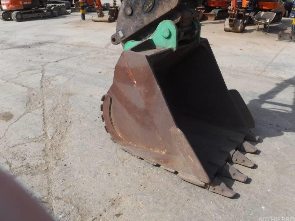 Excavator pe senile - Hitachi ZX 225 US LC-6