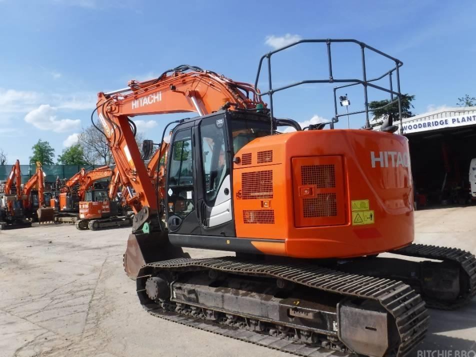 Excavator pe senile - Hitachi ZX 225 US LC-6