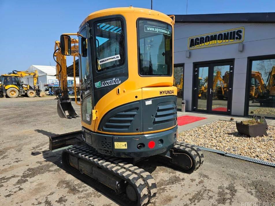 Miniexcavator - Hyundai 27Z-9, 3t, 2 buckets