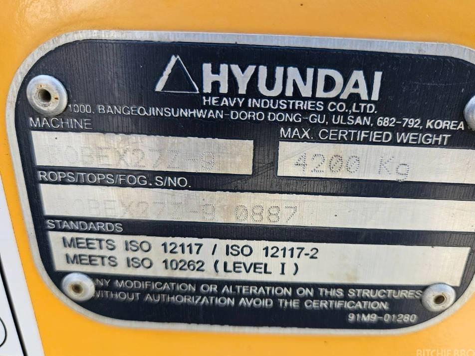 Miniexcavator - Hyundai 27Z-9, 3t, 2 buckets