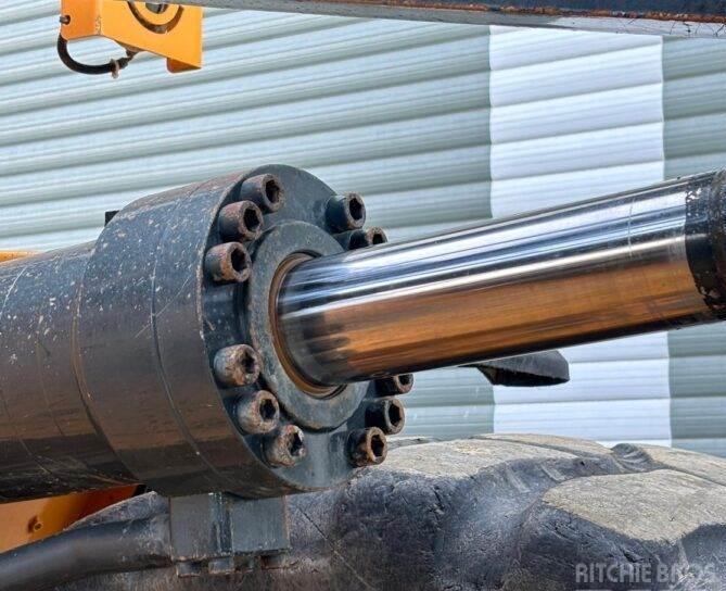 Incarcator frontal - Hyundai HL960A