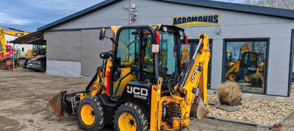 Buldoexcavator - JCB 1 CX 4 buckets, 4 x new tyres, 2 xused tyres, 1st