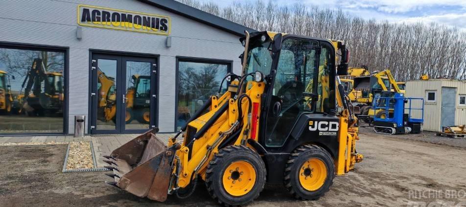 Buldoexcavator - JCB 1 CX 4 buckets, 4 x new tyres, 2 xused tyres, 1st