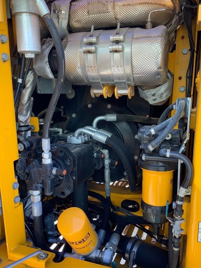 Excavator pe senile - JCB 140X LC