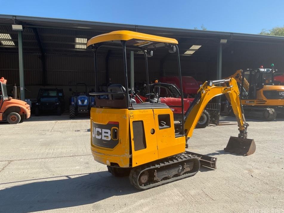 Miniexcavator - JCB 15 C-1