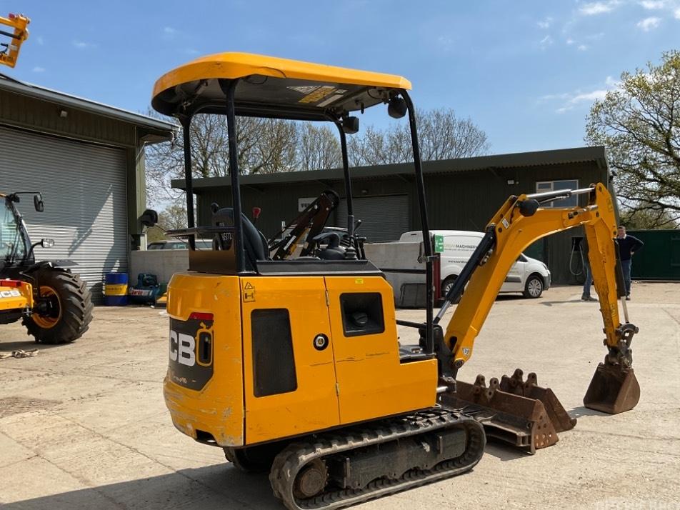 Miniexcavator - JCB 15 C-1