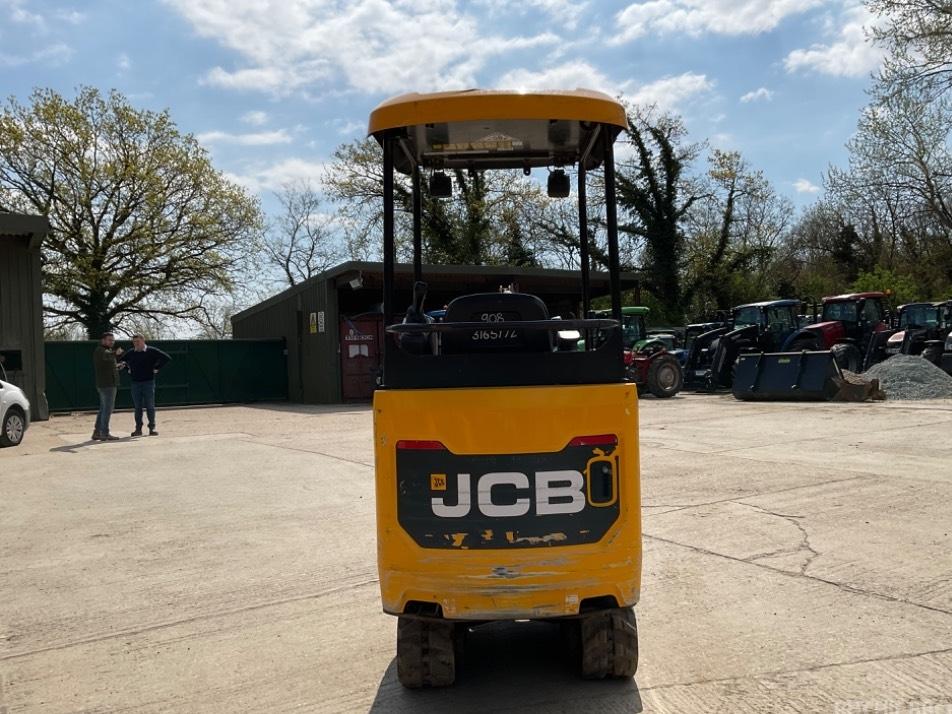 Miniexcavator - JCB 15 C-1