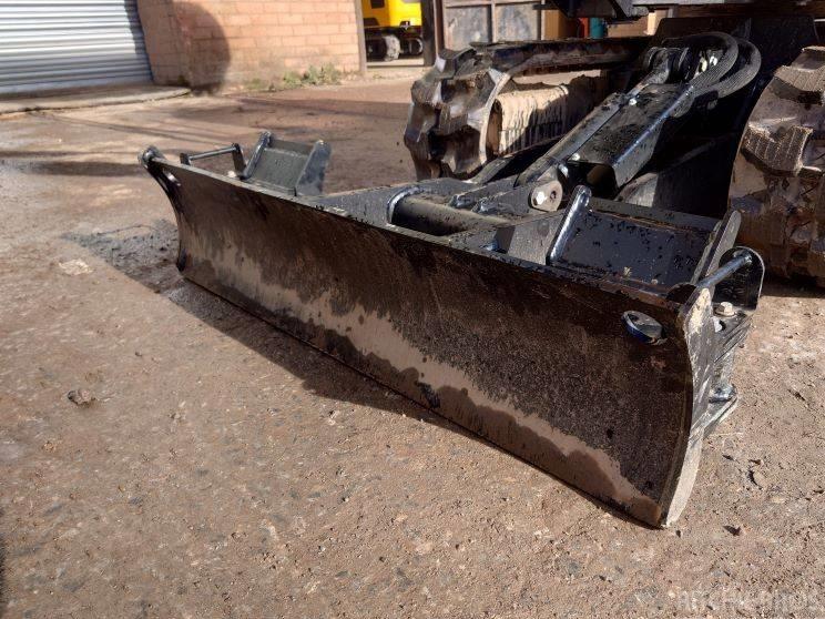 Miniexcavator - JCB 16 C-1