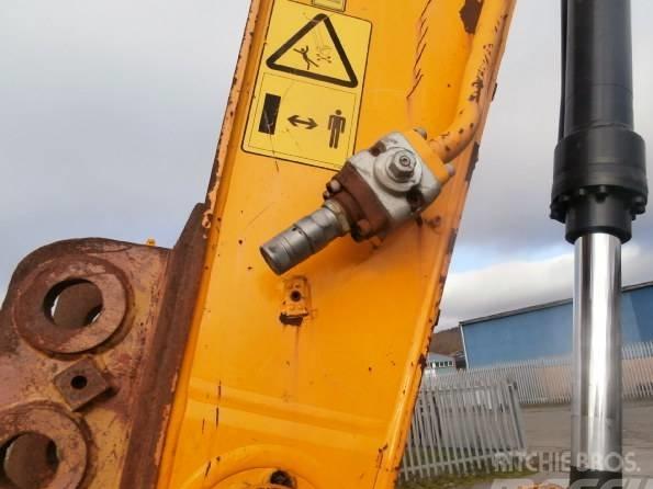 Excavator pe senile - JCB 220X LC